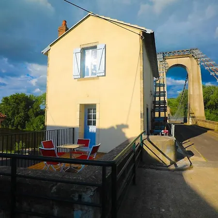 Le Peage Du Pont *