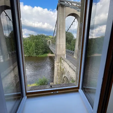 Le Peage Du Pont